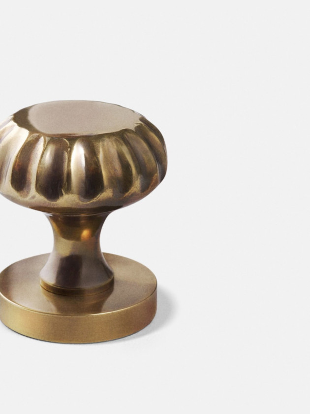 Madeleine Door Knob