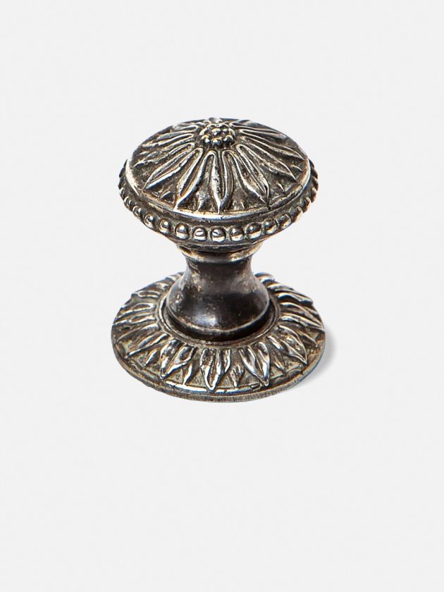 Floret Cupboard Knob