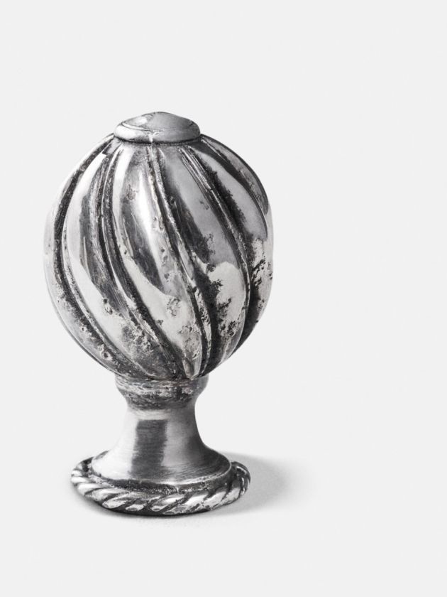 Helter Cupboard Knob