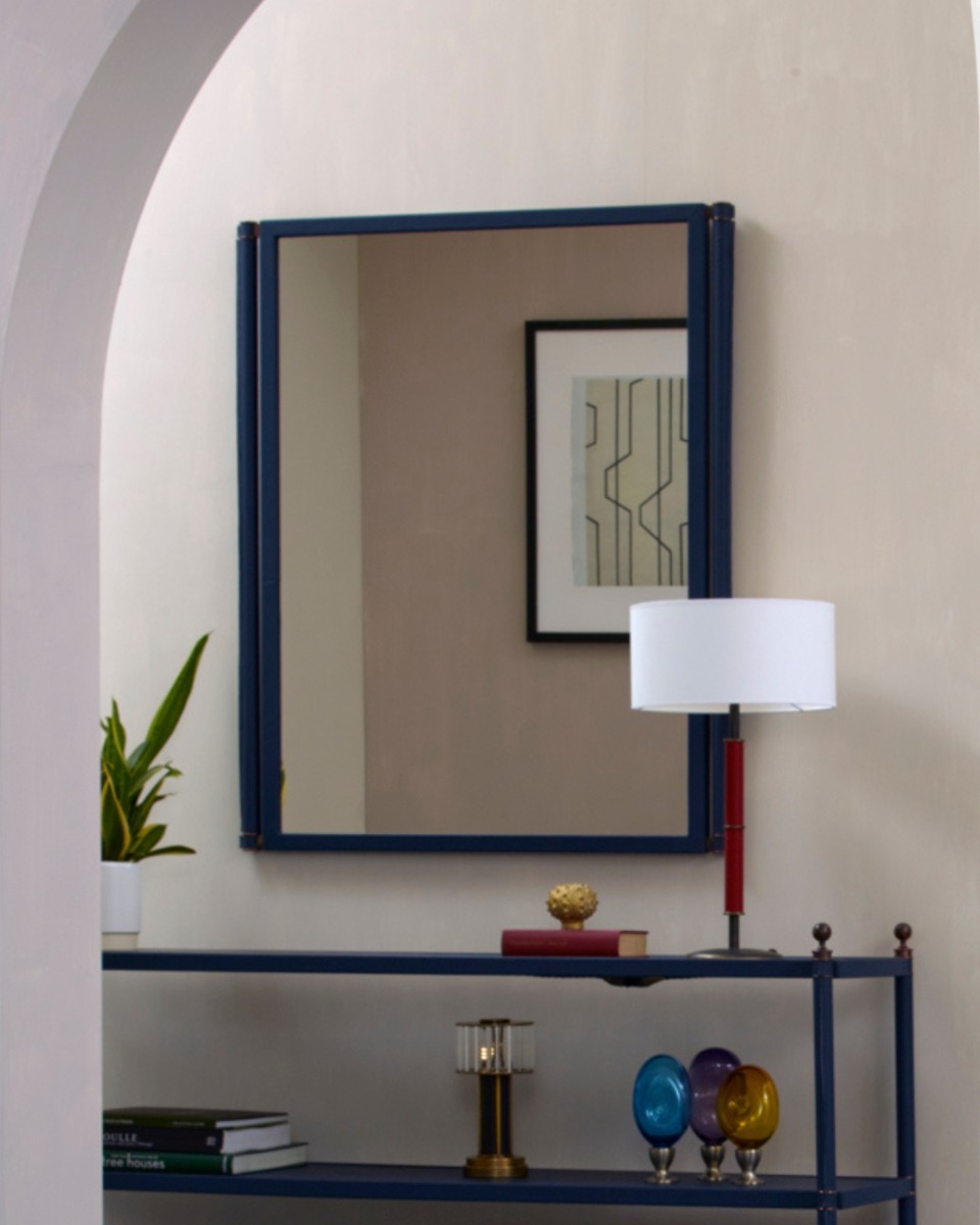Designing_with_Reflection_-_Salon_Mirror