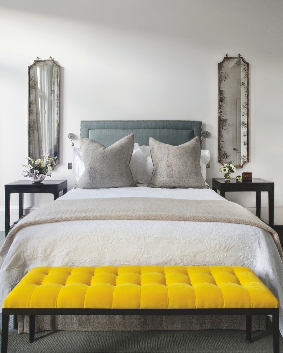 Designing_with_Reflection_-_Scallop_Mirror