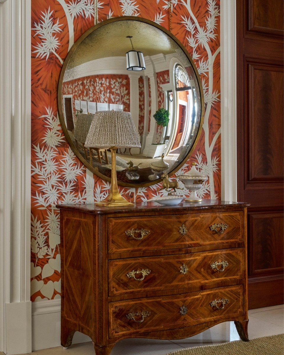 Round_Convex_Mirror_-_Shelby_Wagner