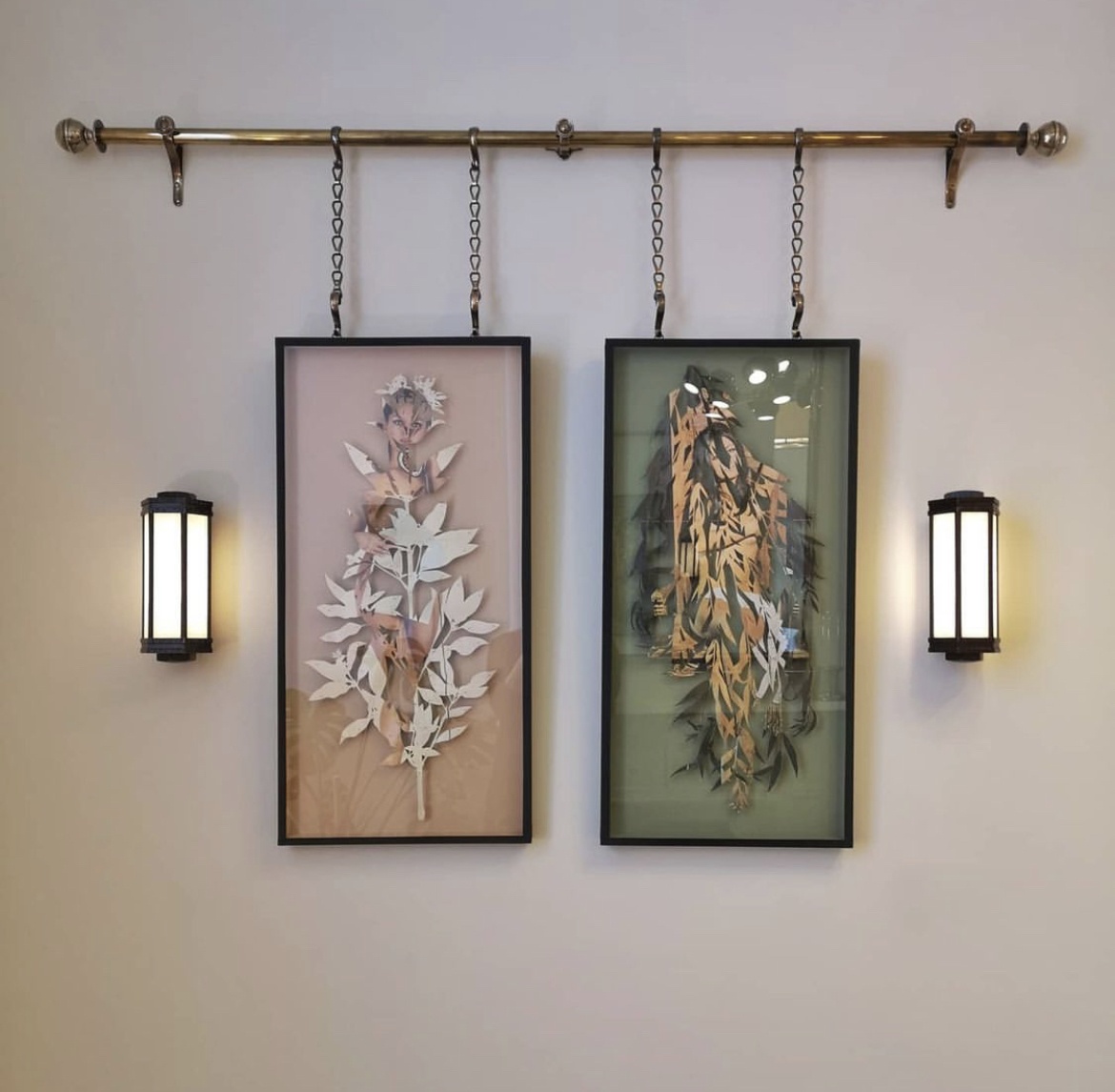 Shot_Light_No.6_Small_Picture_Rail_System_-_Pimlico_Road_Showroom